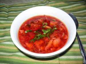 Ciorba de loboda rosie